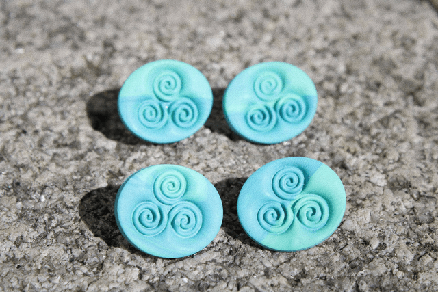 Aran 'Triskele' earrings 