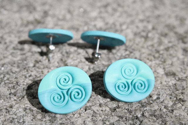 Aran &#039;Triskele&#039; earrings 